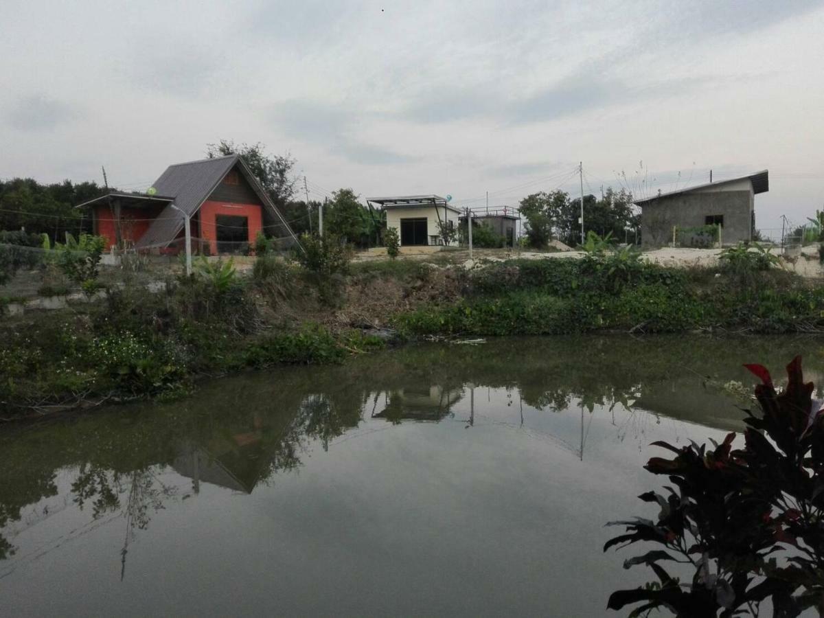 บ้านสวนปวิชญา เกษตรอินทรี Fang Exterior photo